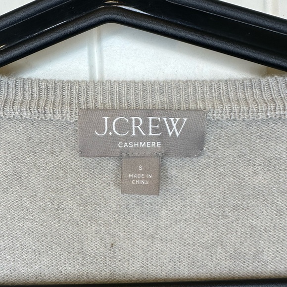 J.Crew 100% Cashmere V-Neck Sweater Women's S Oversized Light Gray EUC - Picture 4 of 8